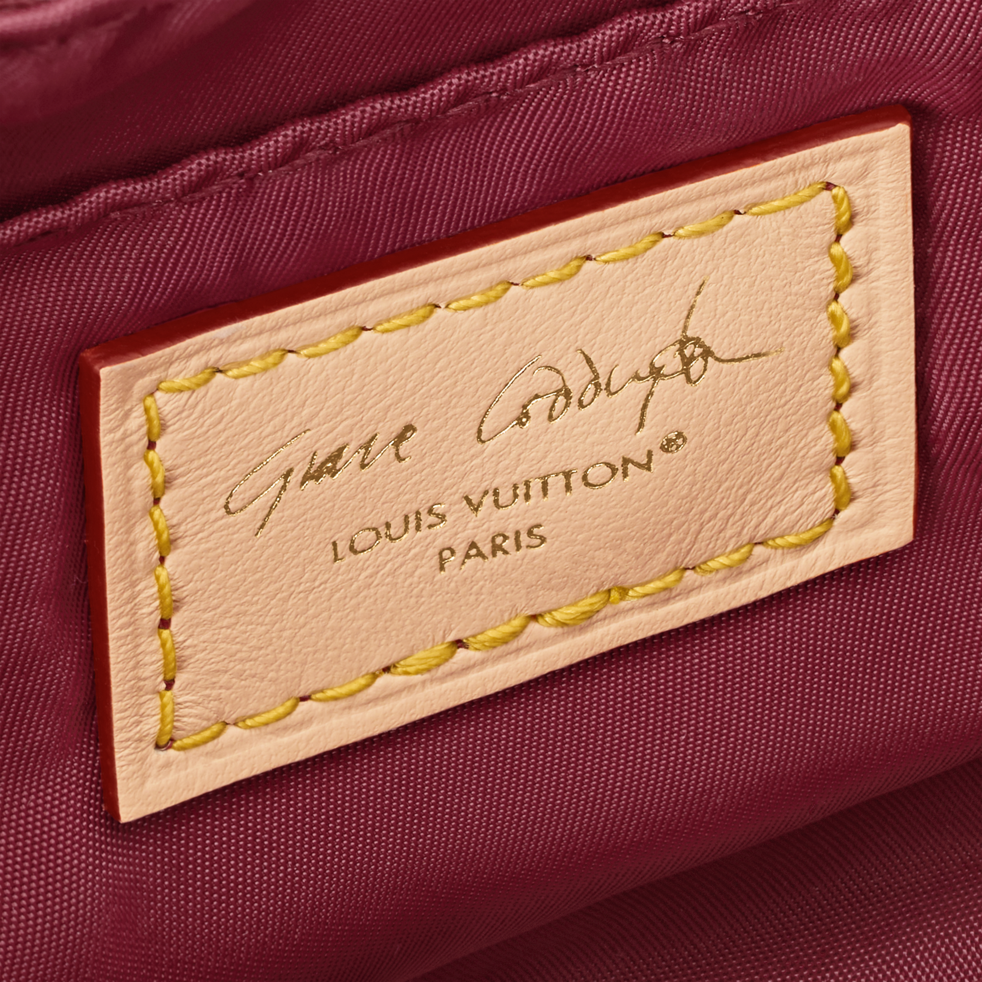 Cosmetic Pouch PM - Travel | LOUIS VUITTON